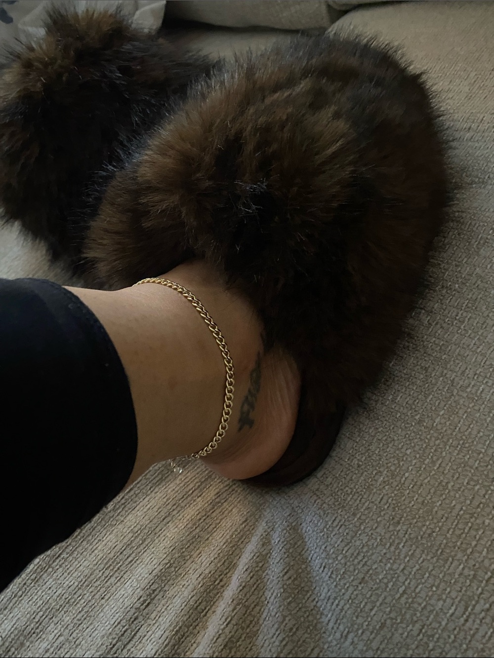 Rebecca Minkoff Brown Faux-Fur Slide Slippers - Picture 6 of 6